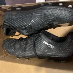 Brava Soccer cleats size 11.5.